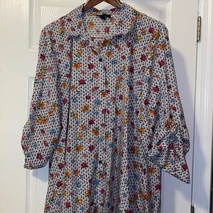 Floral button down shirt. Long. Size XL